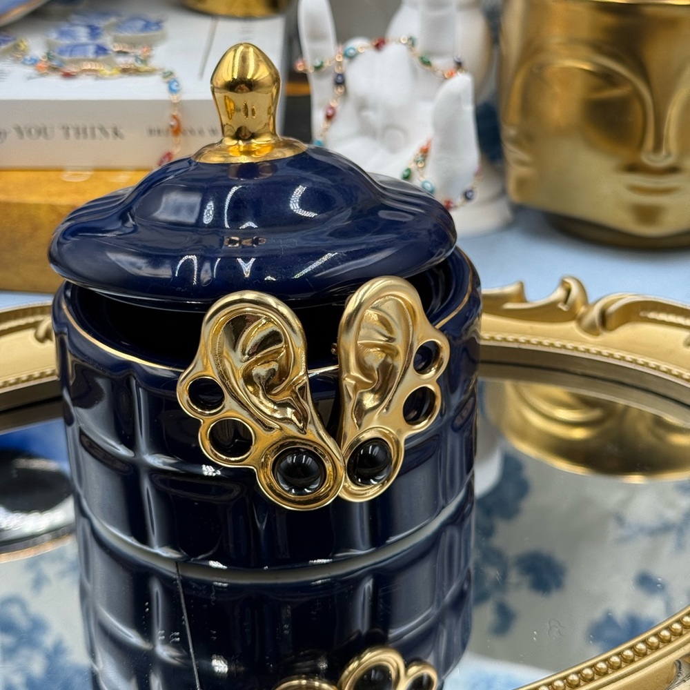 🆕 SCHIAPARELLI for Museum Gift Shop 🧿 NWOT Surrealist Ear Cufflink Earrings
